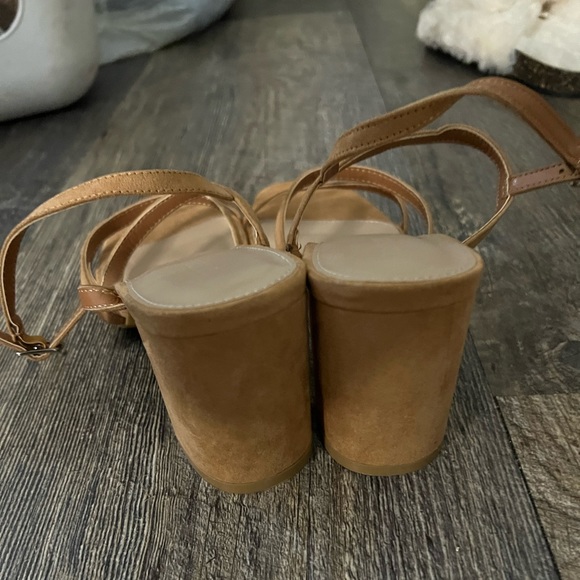 brand new womens chunky heel - Picture 3 of 3